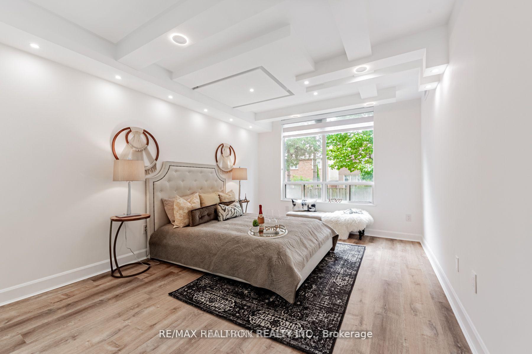Photo 15 of Unit 321, 333 Clark Avenue W, Vaughan, Crestwood-Springfarm-Yorkhill — HOMEH