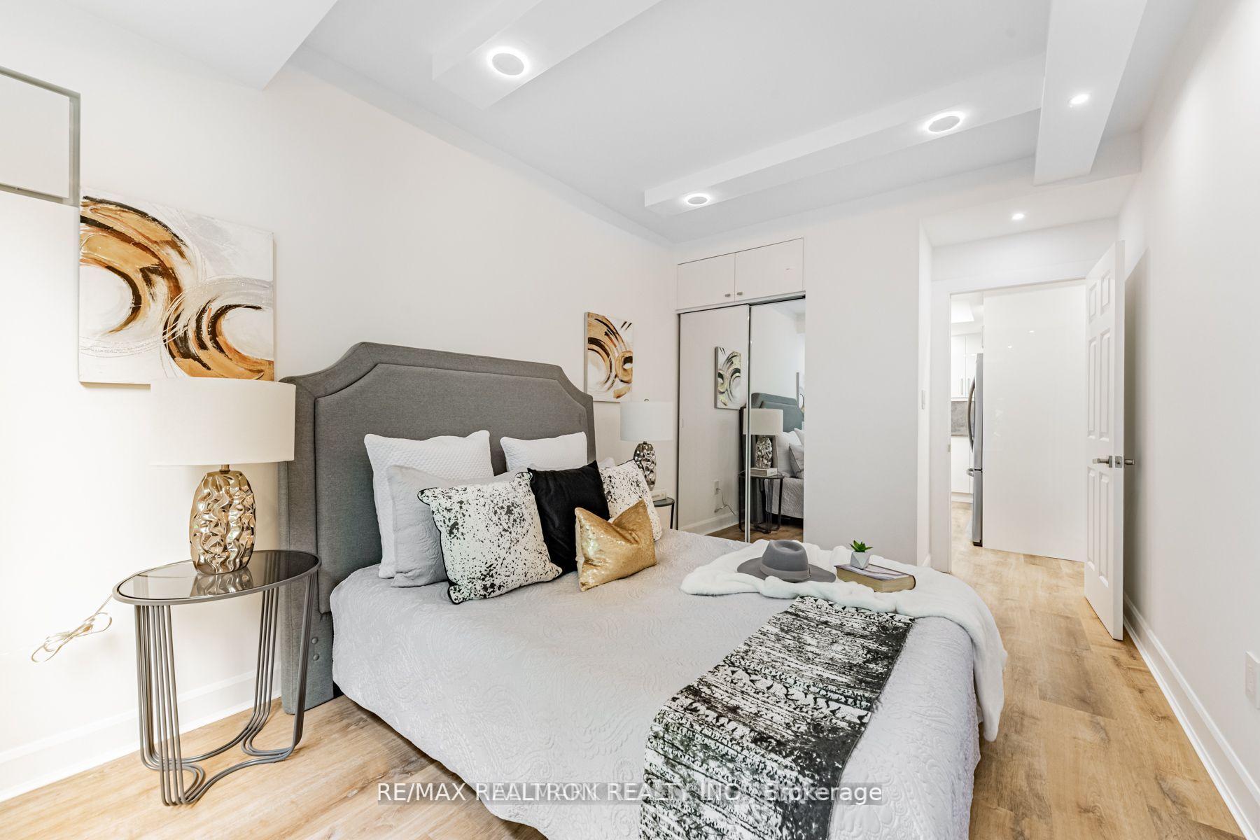 Photo 16 of Unit 321, 333 Clark Avenue W, Vaughan, Crestwood-Springfarm-Yorkhill — HOMEH