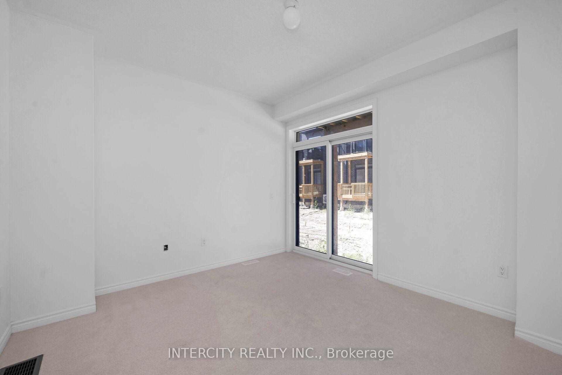 Photo 4 of 91 Divadale Road, Vaughan, Elder Mills — HOMEH