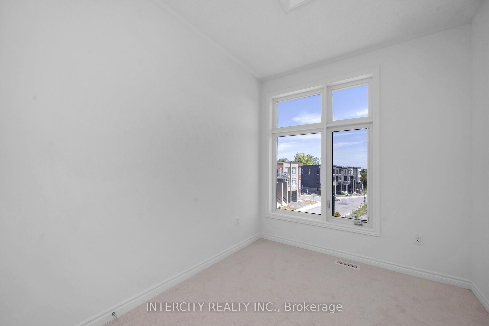 Photo 18 of 91 Divadale Road, Vaughan, Elder Mills — HOMEH