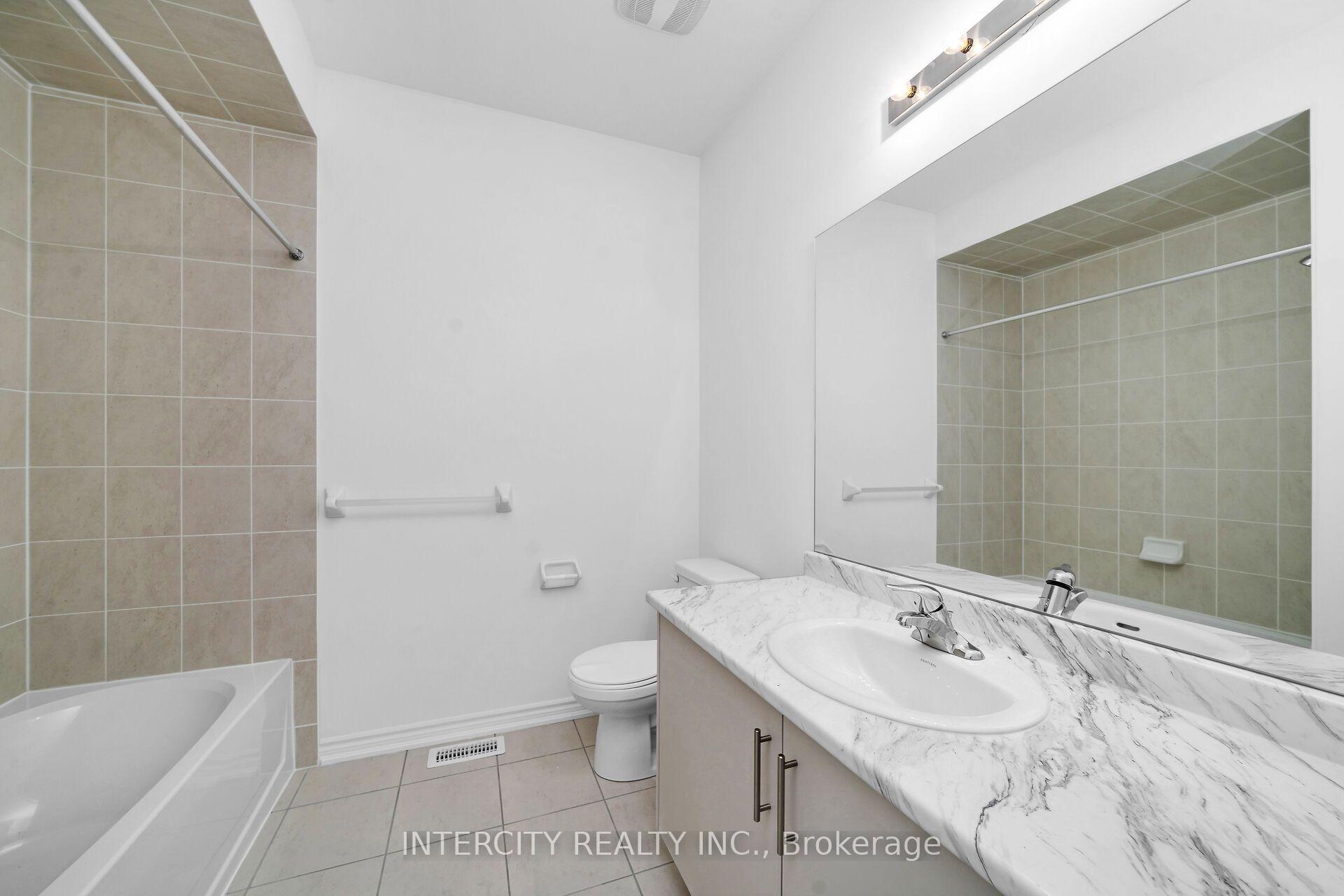 Photo 22 of 91 Divadale Road, Vaughan, Elder Mills — HOMEH