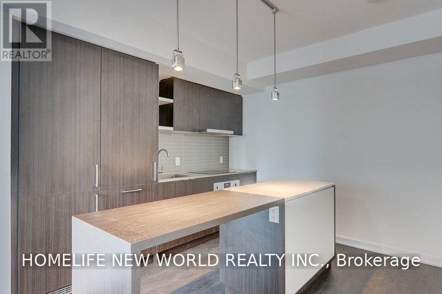 Photo 8 of Unit 3005, 100 Harbour Street, Toronto, Waterfront Communities — HOMEH