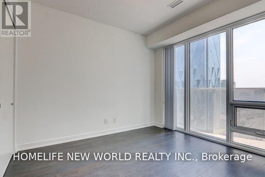 Photo 11 of Unit 3005, 100 Harbour Street, Toronto, Waterfront Communities — HOMEH
