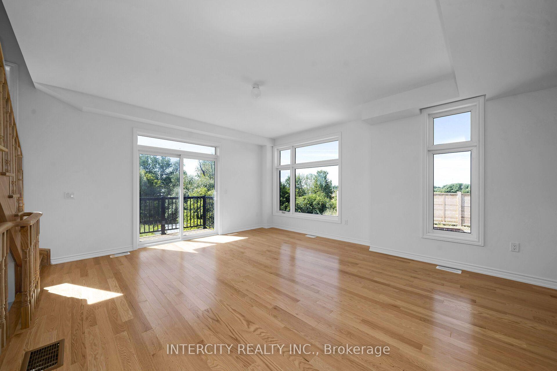 Photo 10 of 99 Divadale Road, Vaughan, Elder Mills — HOMEH