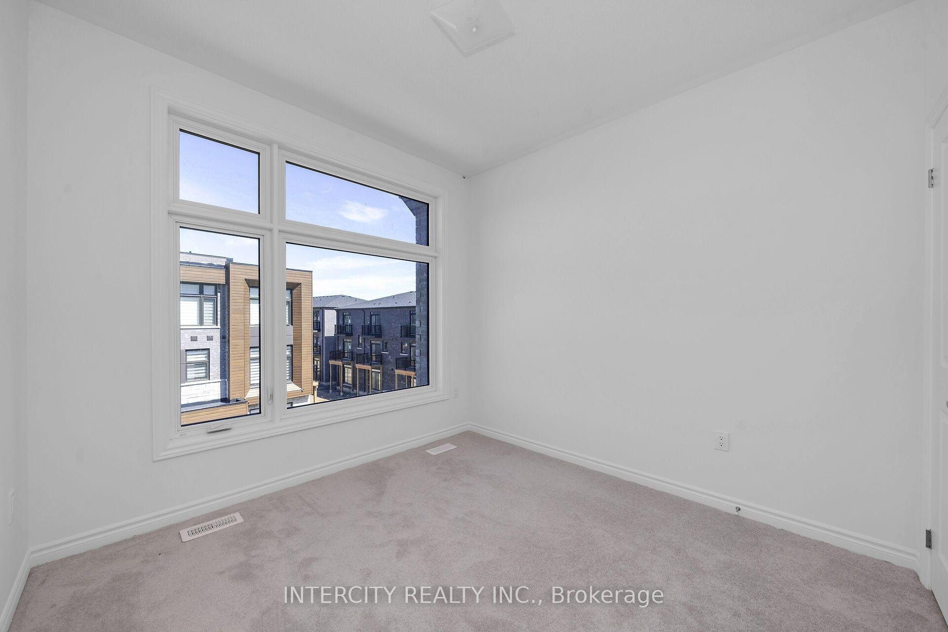 Photo 29 of 99 Divadale Road, Vaughan, Elder Mills — HOMEH