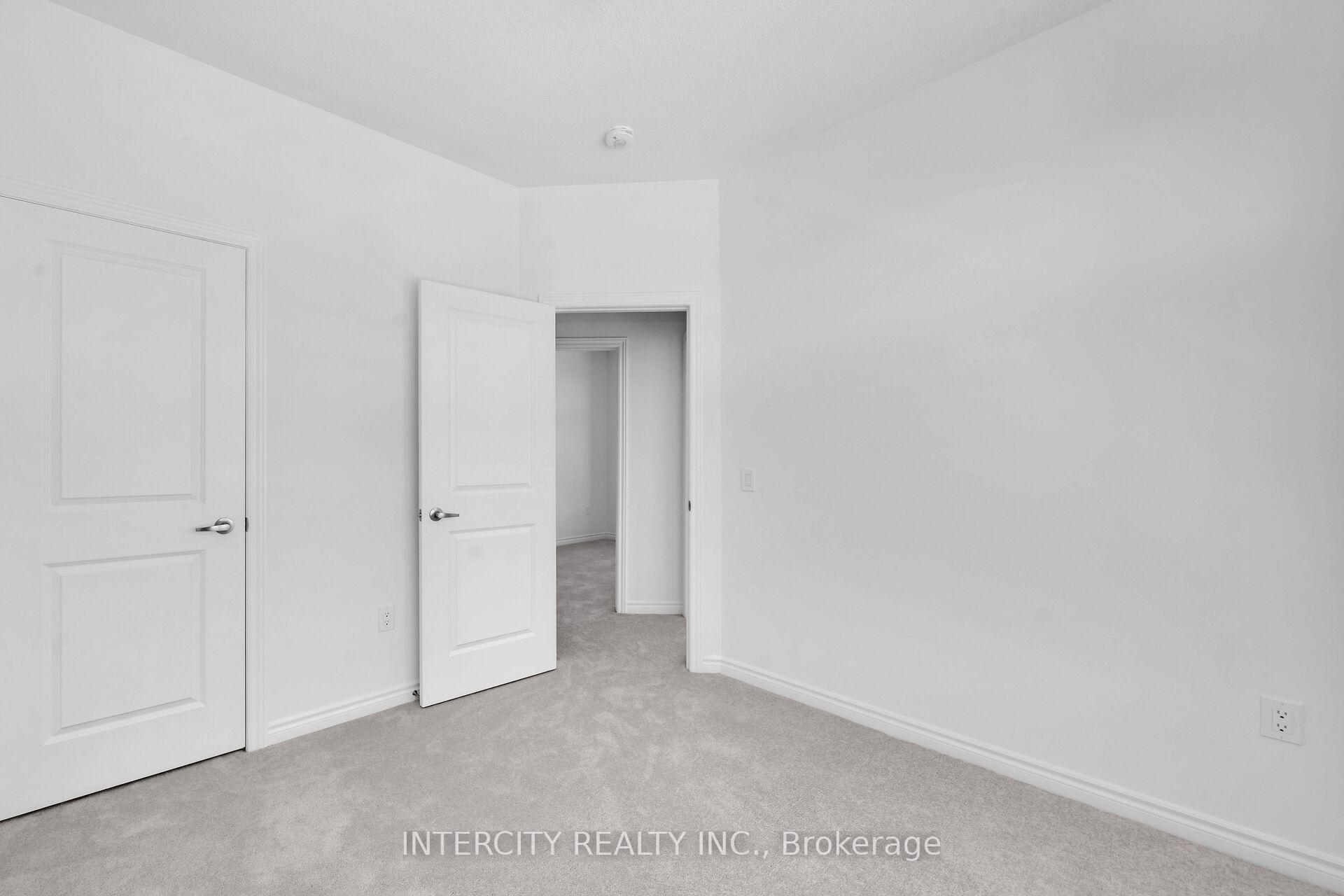 Photo 30 of 99 Divadale Road, Vaughan, Elder Mills — HOMEH