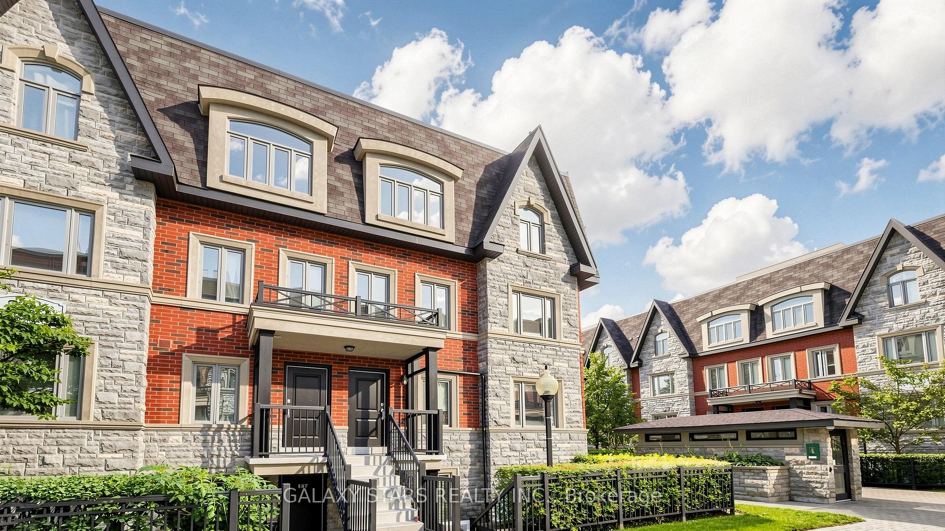 Photo 2 of Unit 136, 326 John Street, Markham, Aileen-Willowbrook — HOMEH