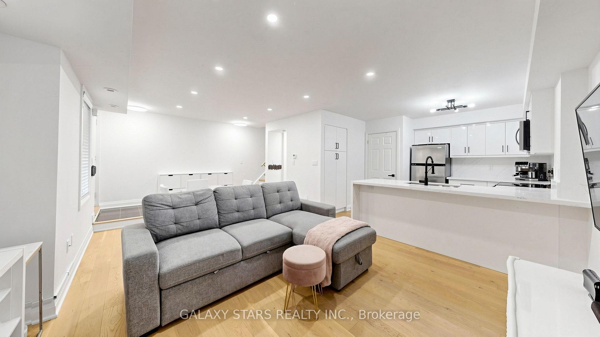 Photo 9 of Unit 136, 326 John Street, Markham, Aileen-Willowbrook — HOMEH