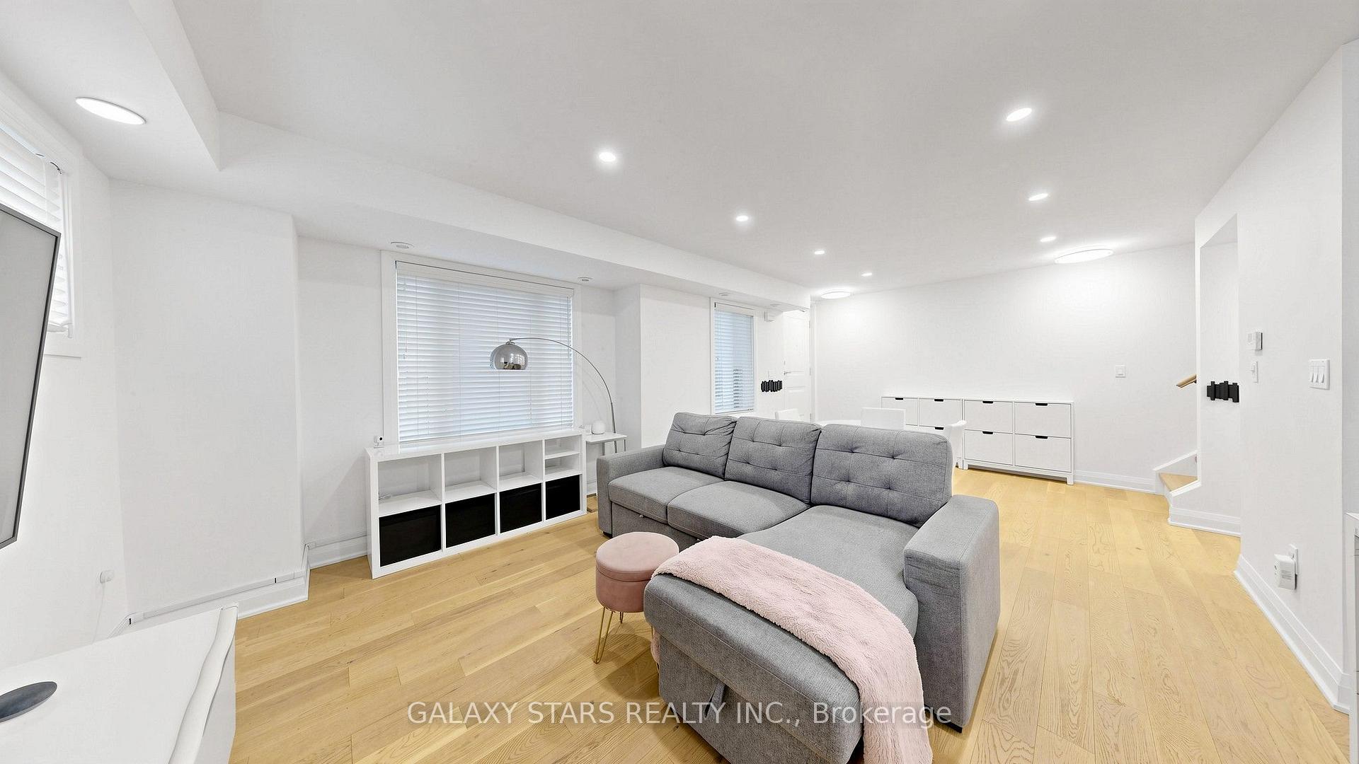 Photo 10 of Unit 136, 326 John Street, Markham, Aileen-Willowbrook — HOMEH