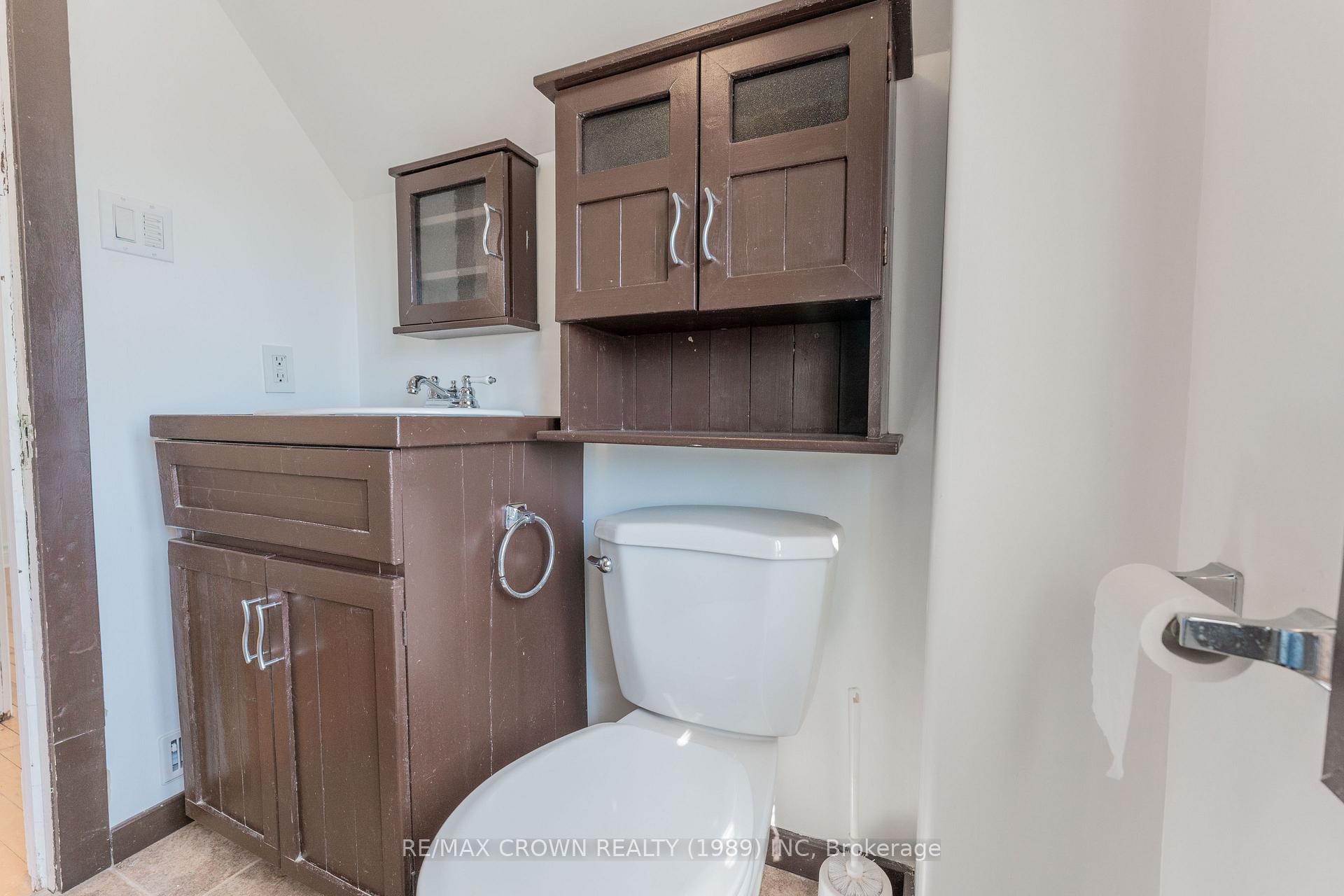 Photo 22 of 40 Bowman Avenue, Kapuskasing — HOMEH