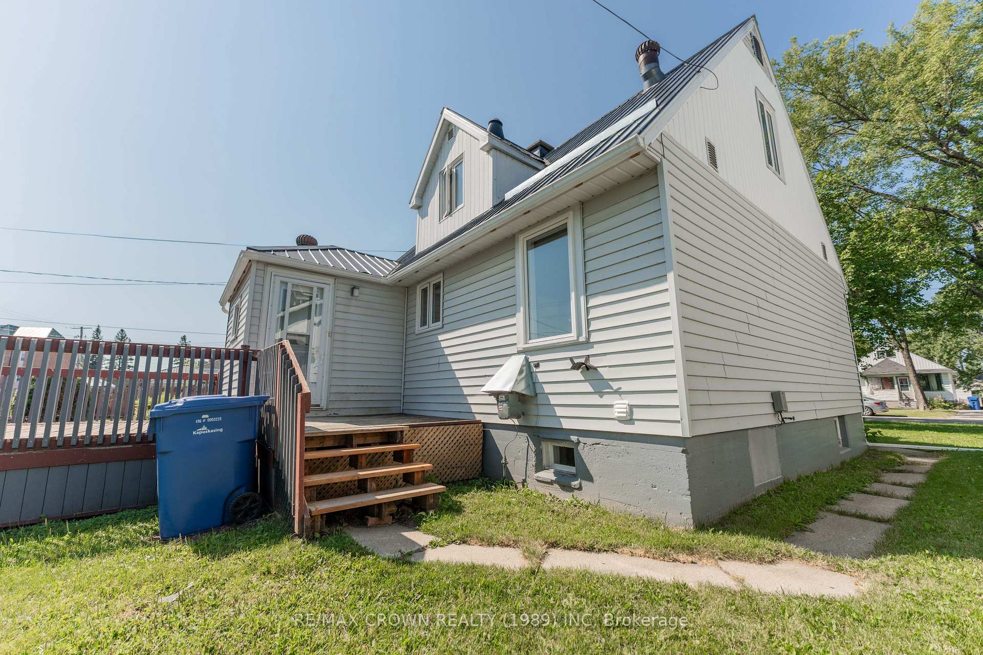 Photo 40 of 40 Bowman Avenue, Kapuskasing — HOMEH