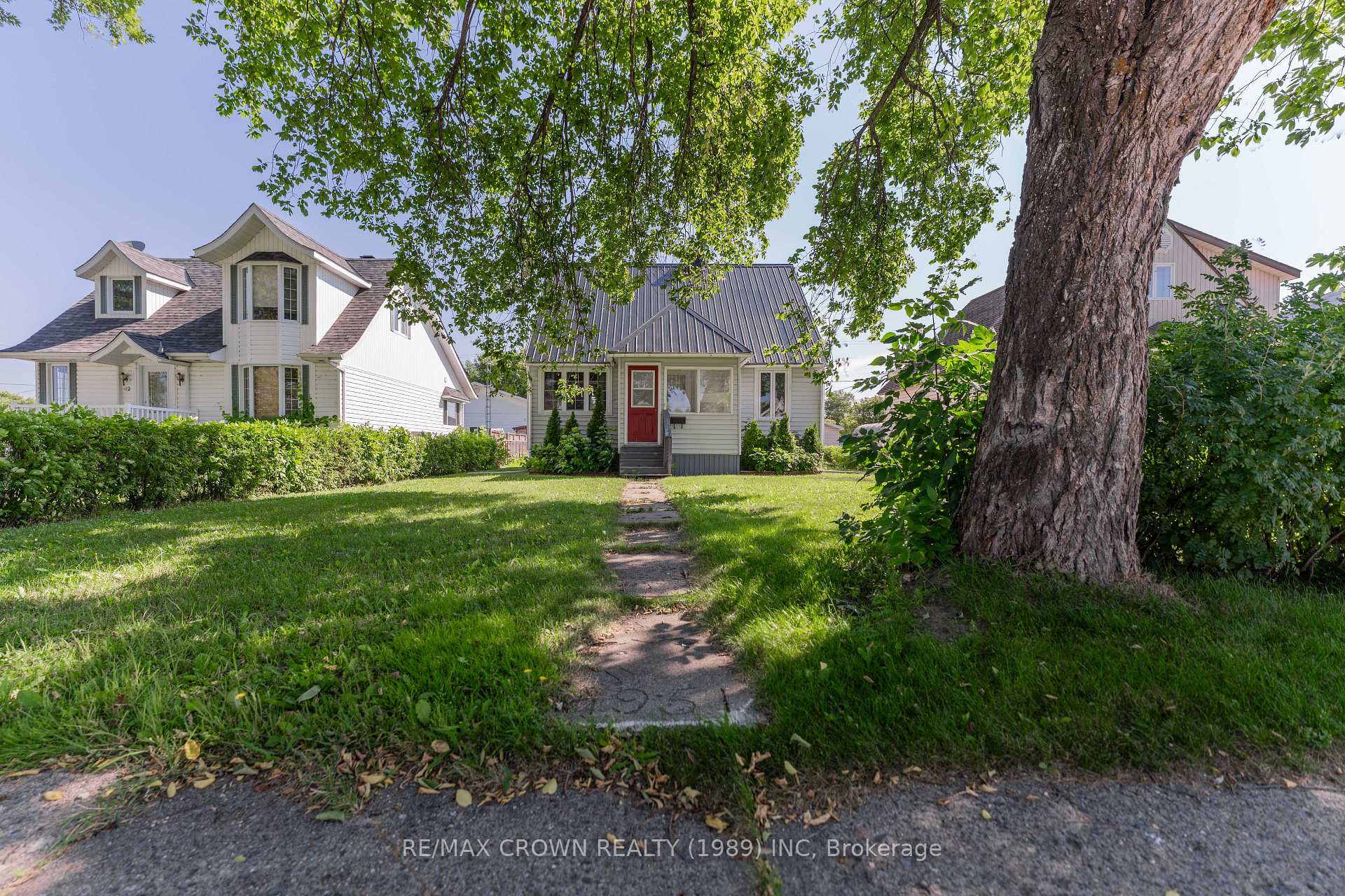 Photo 48 of 40 Bowman Avenue, Kapuskasing — HOMEH