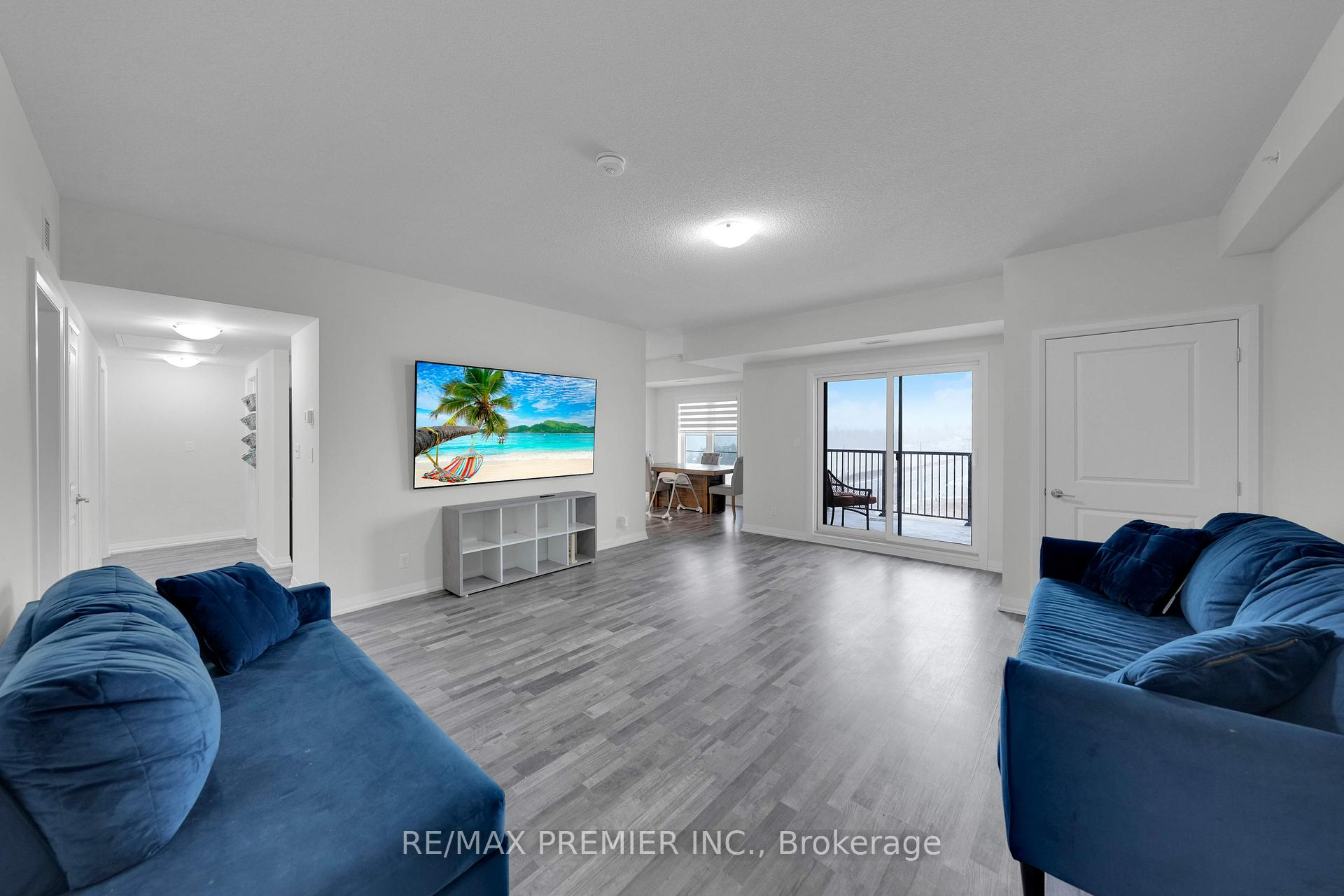 Photo 3 of Unit 417, 54 Koda Street, Barrie, Rural Barrie Southwest — HOMEH