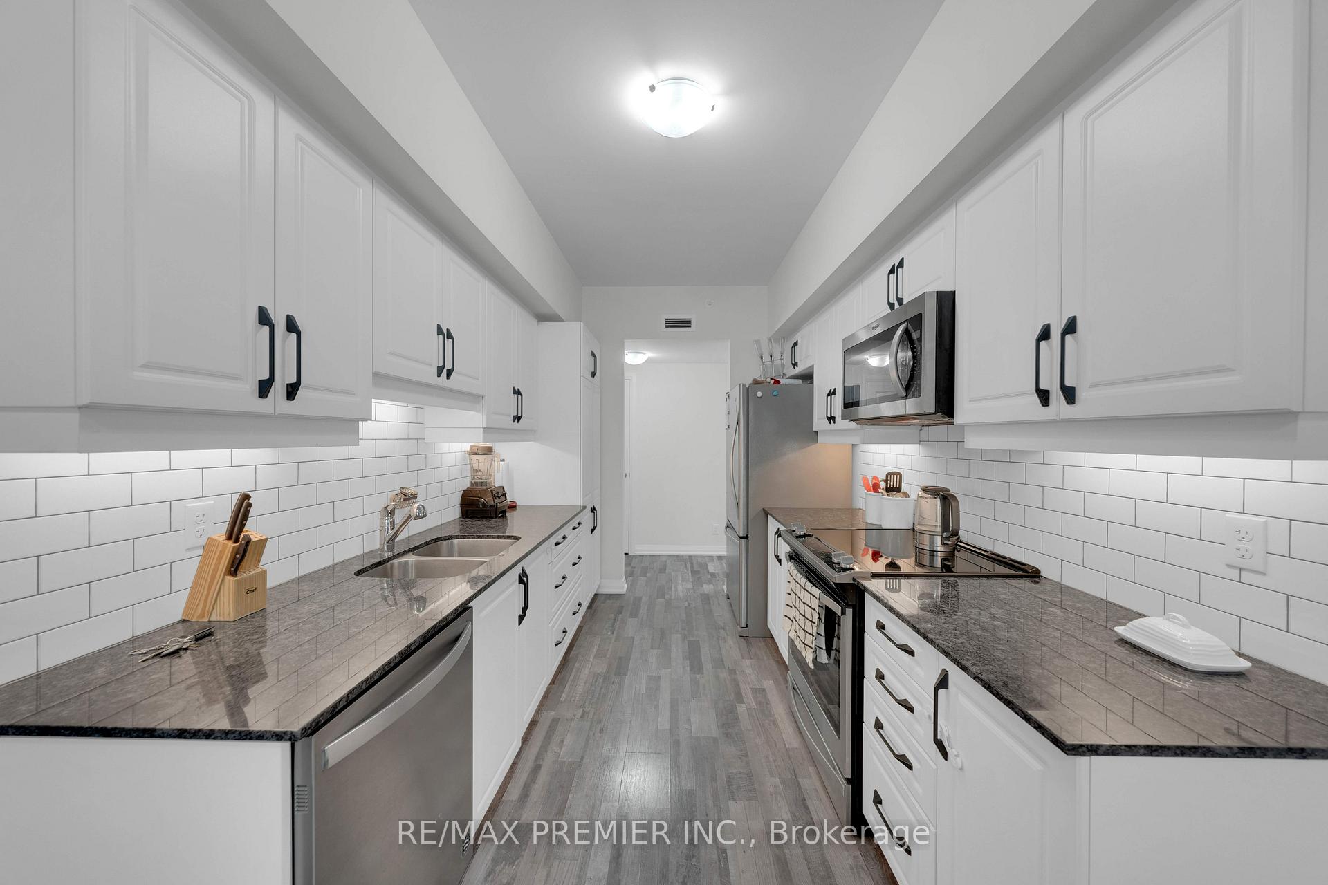 Photo 7 of Unit 417, 54 Koda Street, Barrie, Rural Barrie Southwest — HOMEH