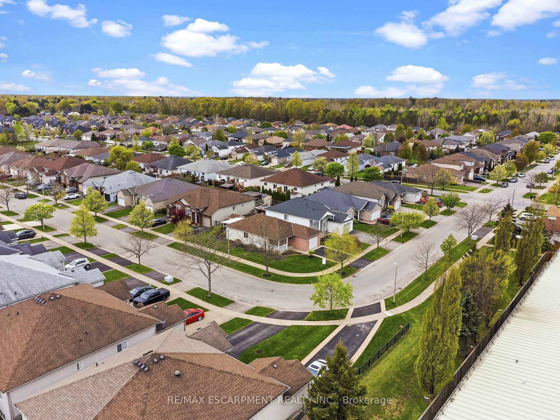 Photo 47 of 296 Autumn Crescent, Welland, West Welland — HOMEH
