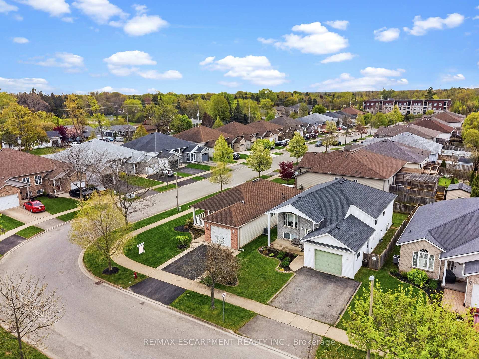 Photo 48 of 296 Autumn Crescent, Welland, West Welland — HOMEH