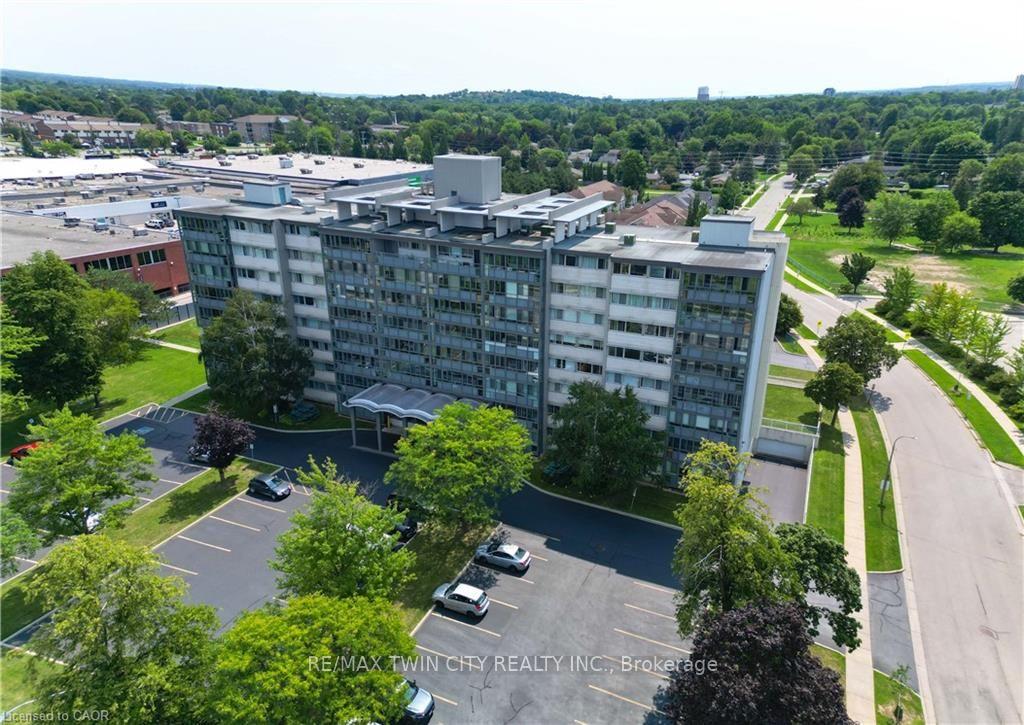 Photo of Unit 403, 24 Midland Drive