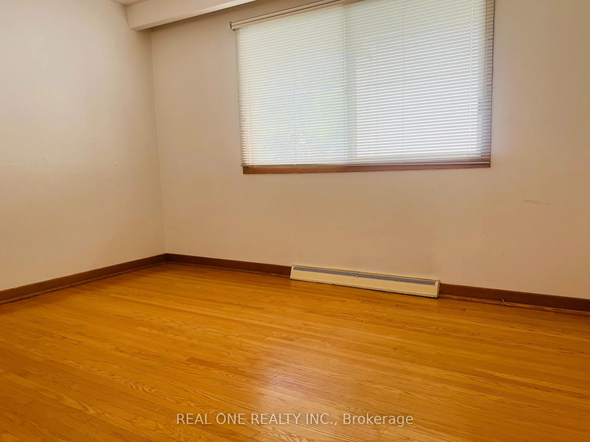 Photo 17 of 275 Parkview Avenue, North York, Willowdale East — HOMEH