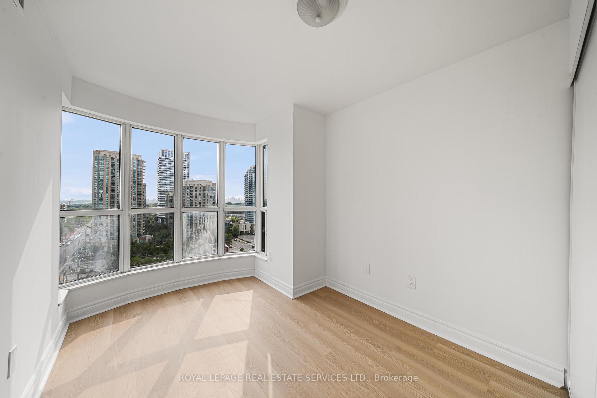 Photo 15 of Unit 1912, 7 Lorraine Drive, North York, Willowdale West — HOMEH