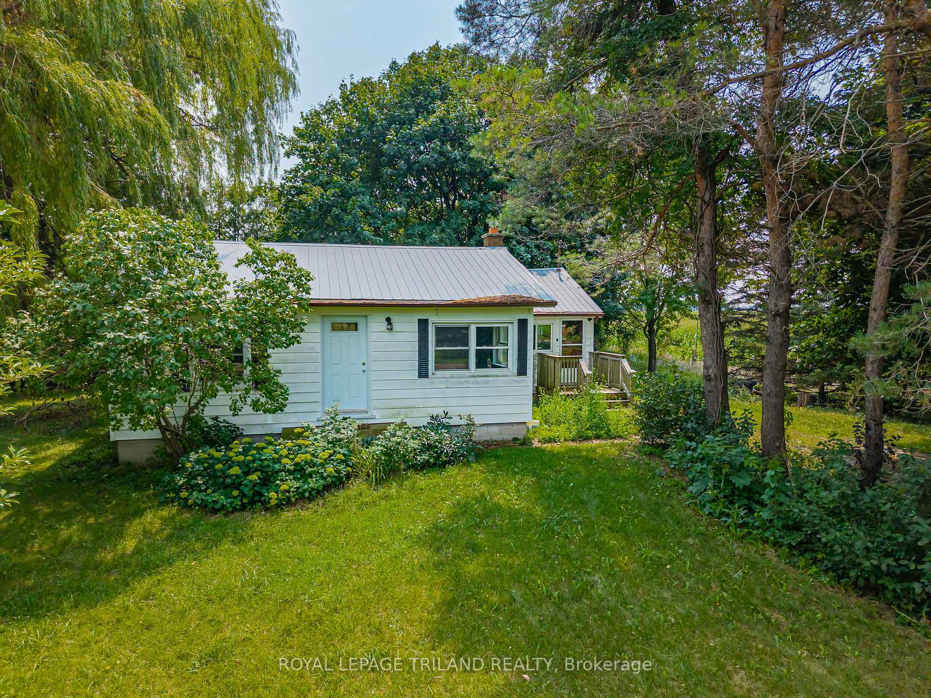 Photo 4 of 10207 Ivan Drive, Middlesex Centre, Rural Middlesex Centre — HOMEH