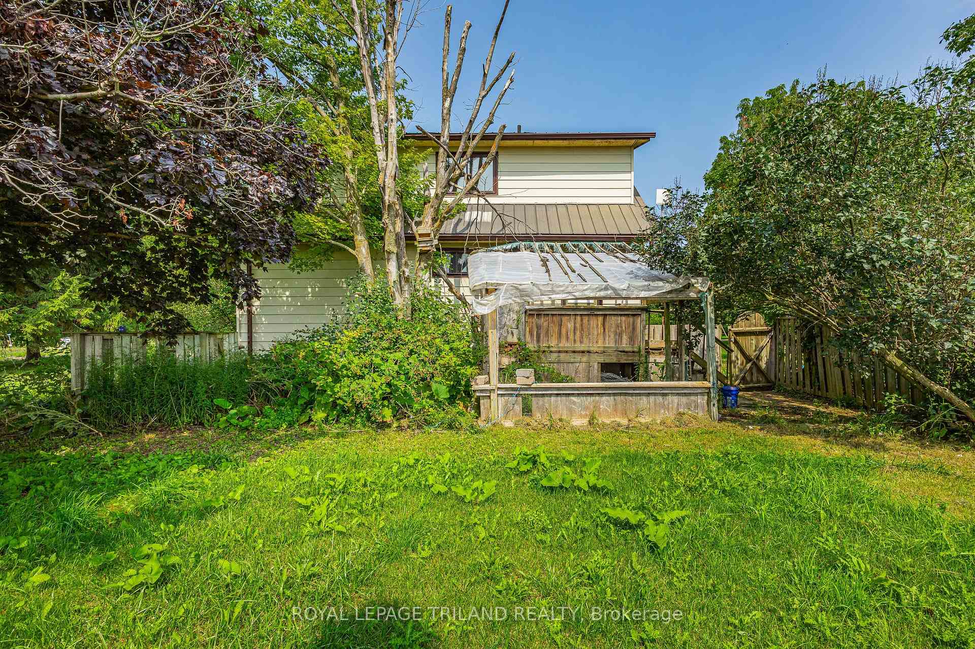 Photo 24 of 10207 Ivan Drive, Middlesex Centre, Rural Middlesex Centre — HOMEH