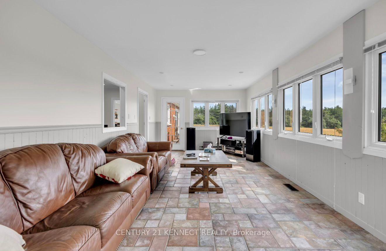 Photo 10 of 14146 Crewsons Line, Milton, Rural Nassagaweya — HOMEH