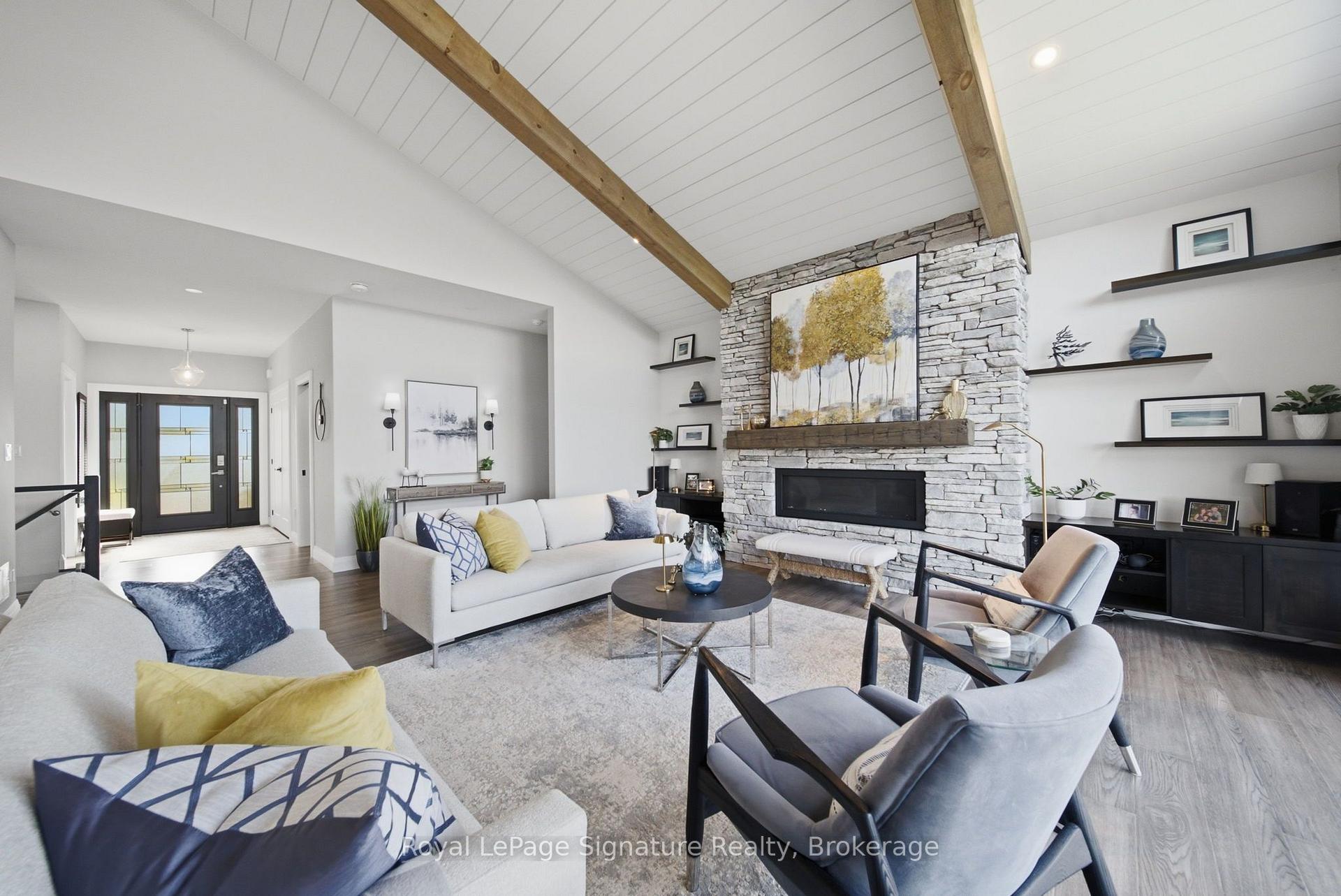 Photo 5 of 625 Aberdeen Boulevard, Midland — HOMEH