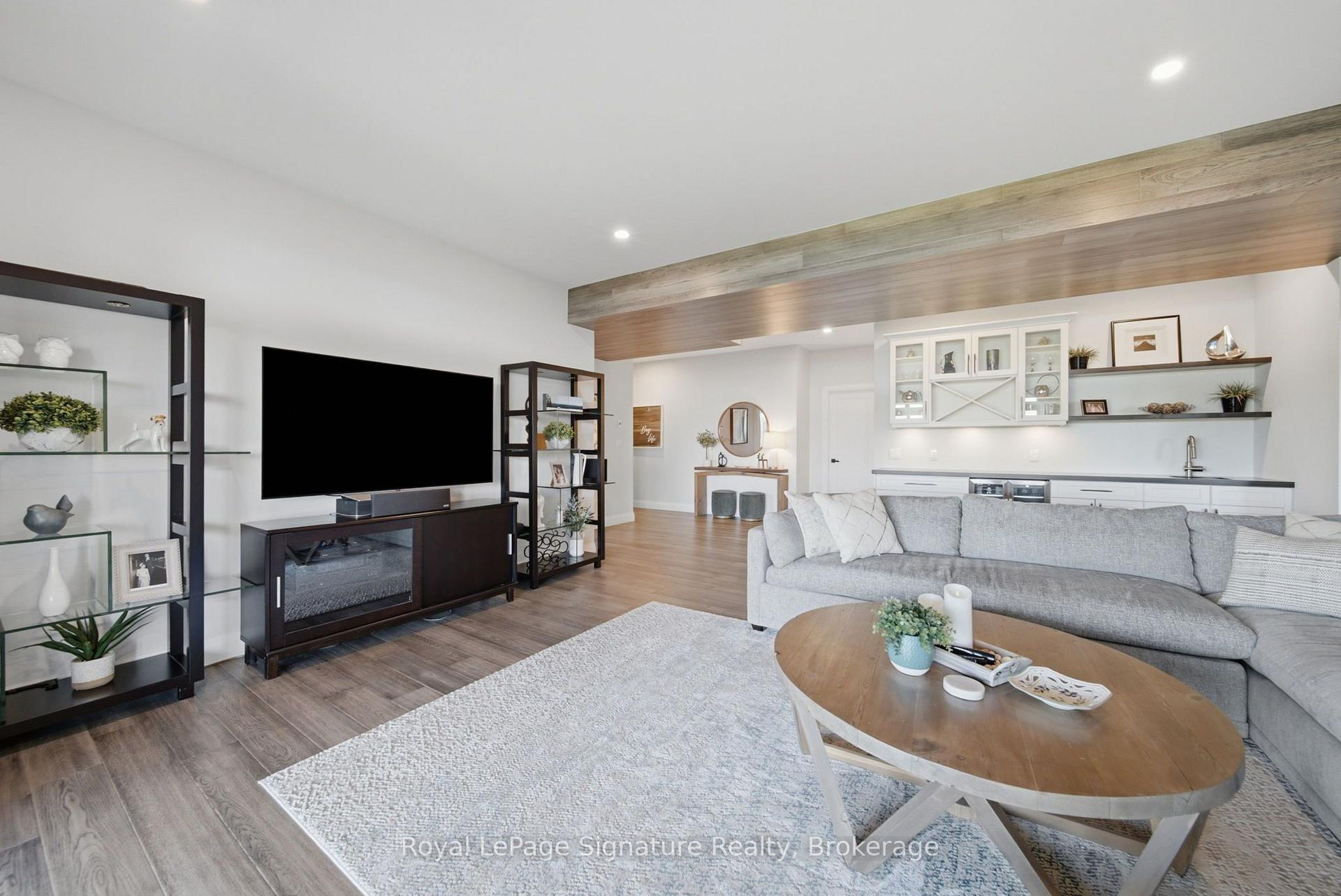 Photo 29 of 625 Aberdeen Boulevard, Midland — HOMEH