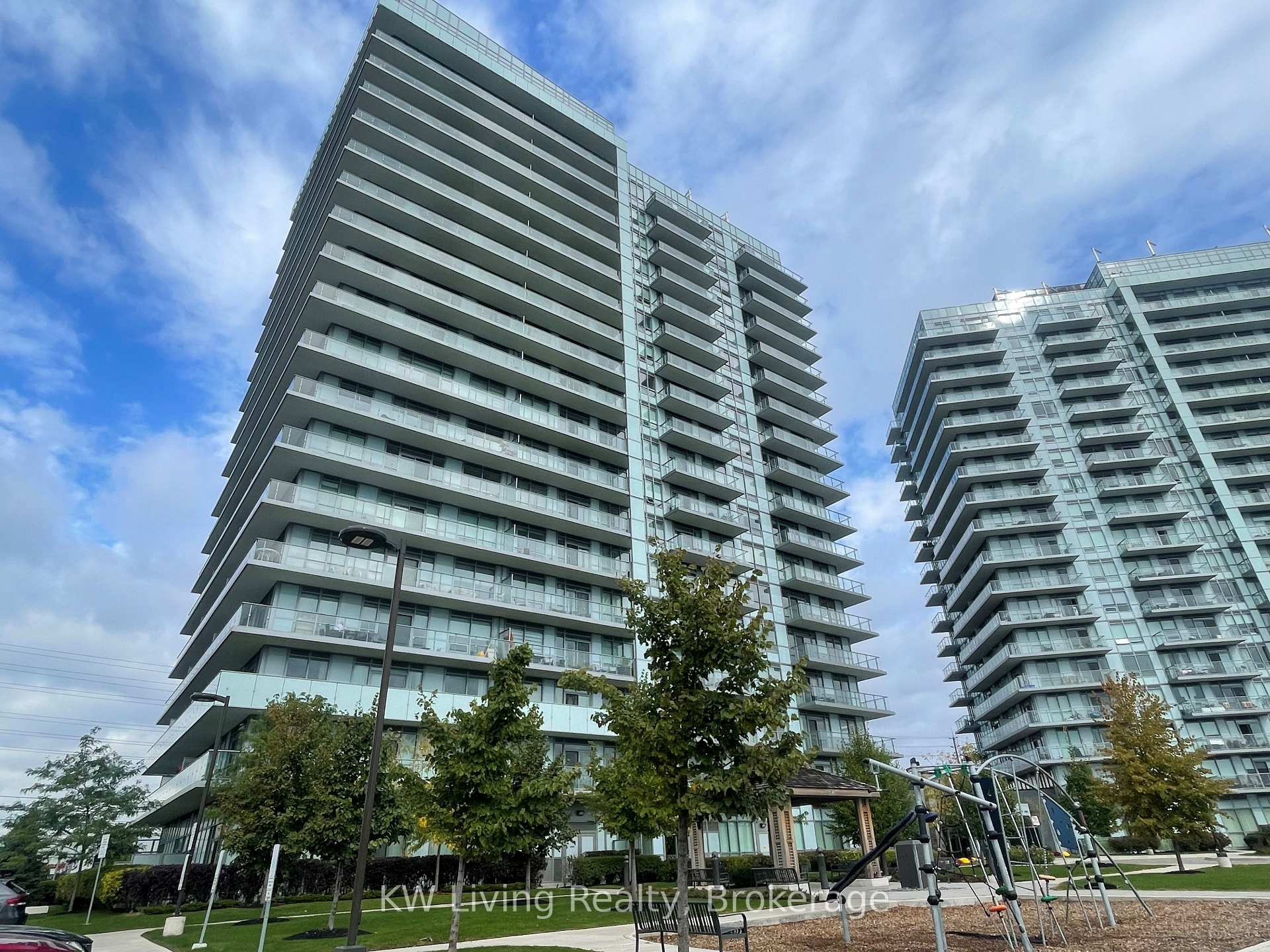 Front of Unit 1801, 4677 Glen Erin Drive