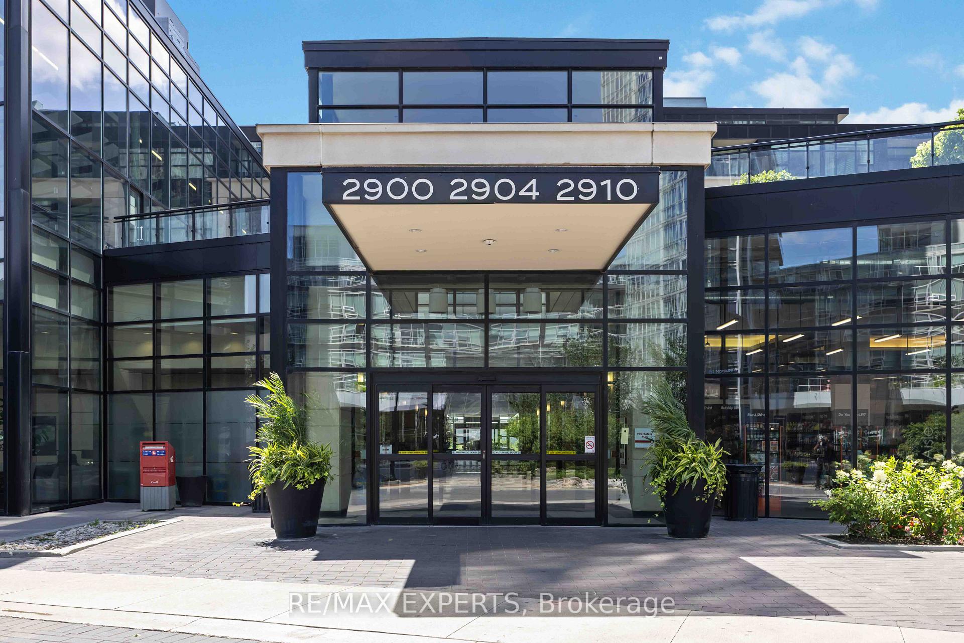 Photo 2 of Unit 902, 2900 Highway 7 Road, Vaughan, Concord — HOMEH