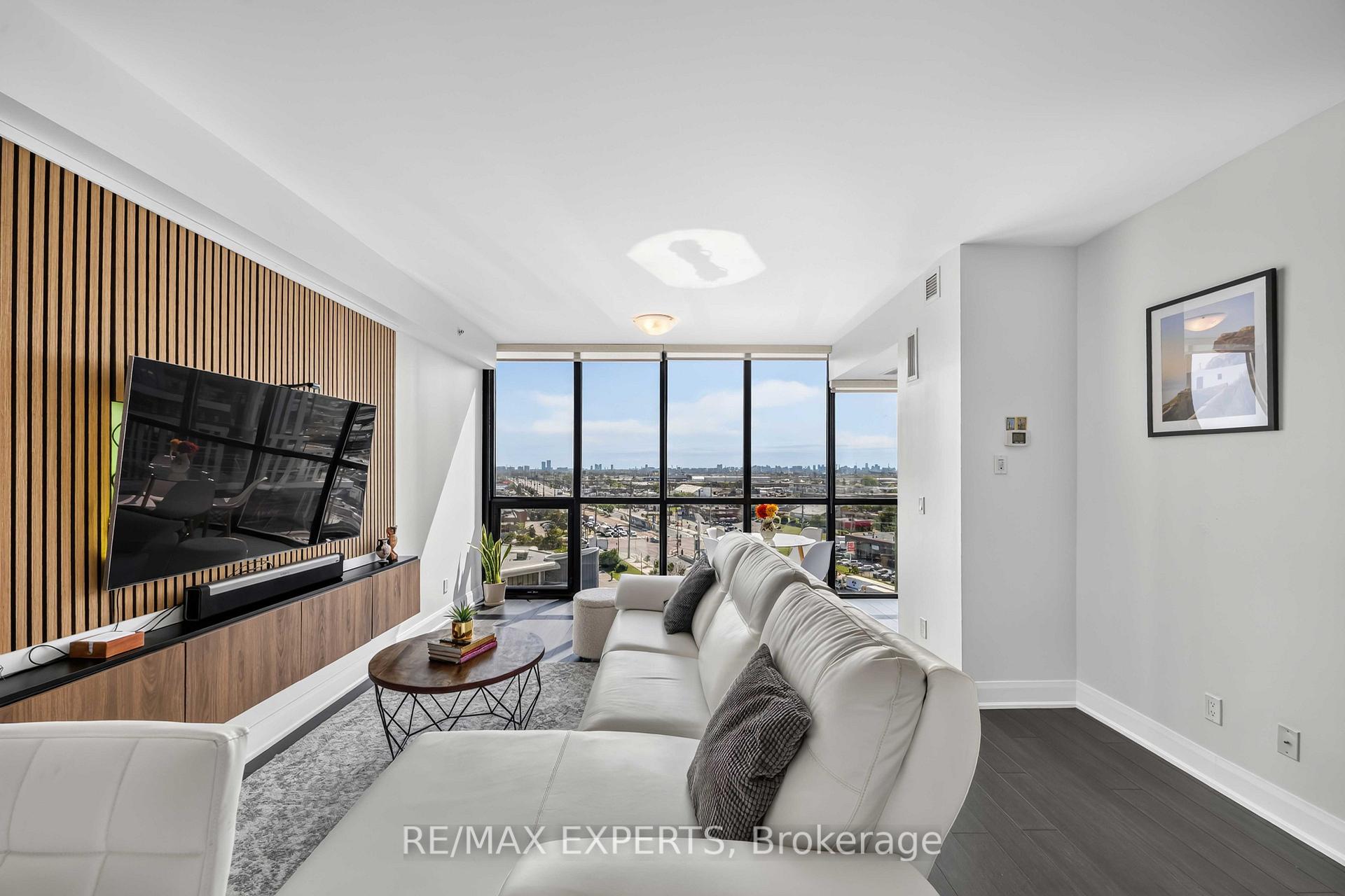 Photo 19 of Unit 902, 2900 Highway 7 Road, Vaughan, Concord — HOMEH