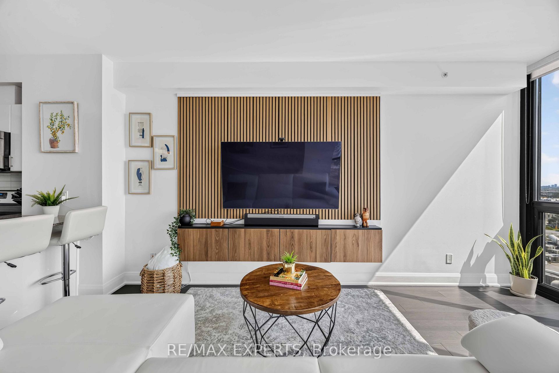 Photo 28 of Unit 902, 2900 Highway 7 Road, Vaughan, Concord — HOMEH