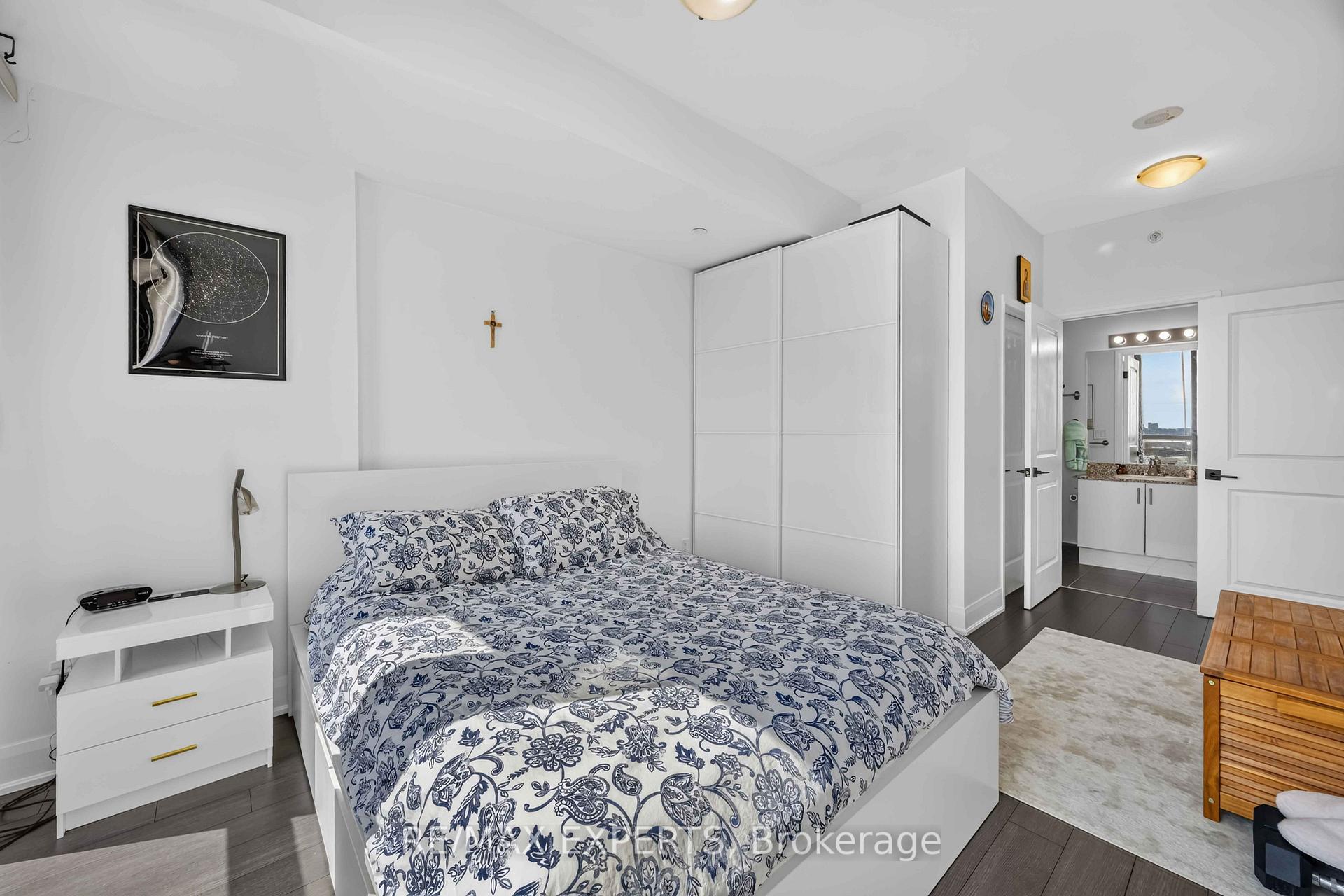 Photo 32 of Unit 902, 2900 Highway 7 Road, Vaughan, Concord — HOMEH
