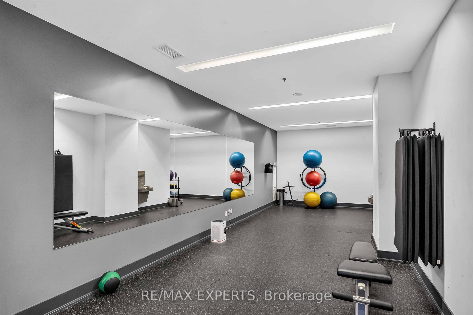 Photo 41 of Unit 902, 2900 Highway 7 Road, Vaughan, Concord — HOMEH