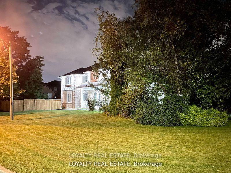 Photo 5 of 97 Song Bird Drive, Markham, Rouge Fairways — HOMEH
