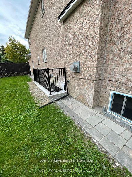 Photo 10 of 97 Song Bird Drive, Markham, Rouge Fairways — HOMEH
