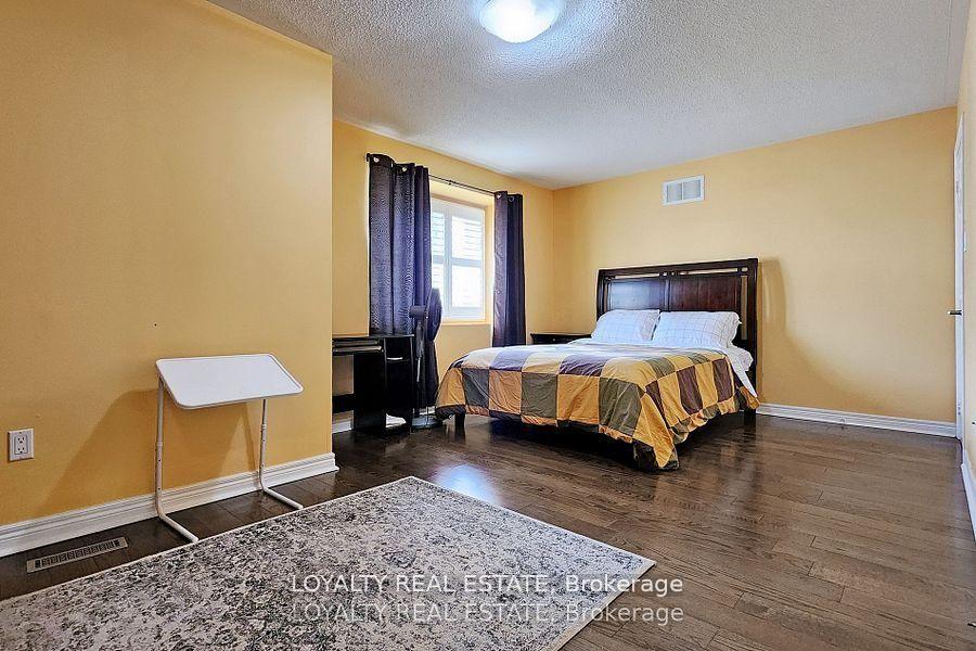 Photo 33 of 97 Song Bird Drive, Markham, Rouge Fairways — HOMEH