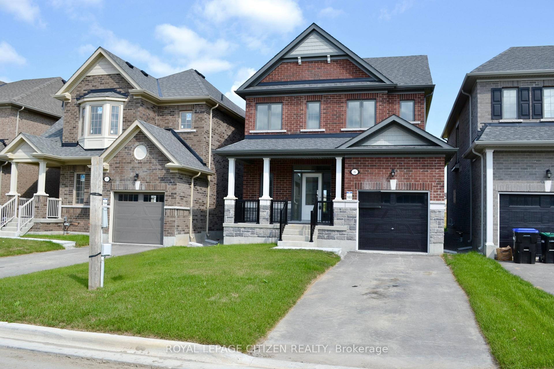 Photo 2 of 8 Fenn Crescent, New Tecumseth, Alliston — HOMEH