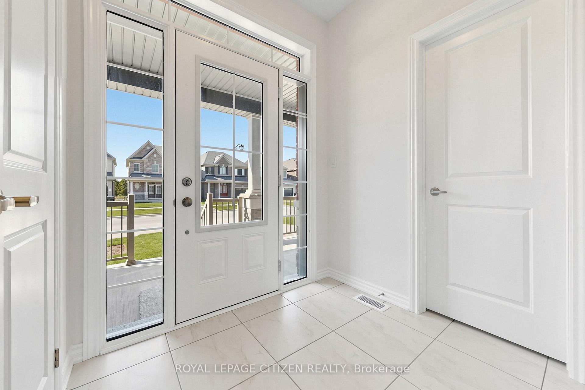 Photo 20 of 8 Fenn Crescent, New Tecumseth, Alliston — HOMEH