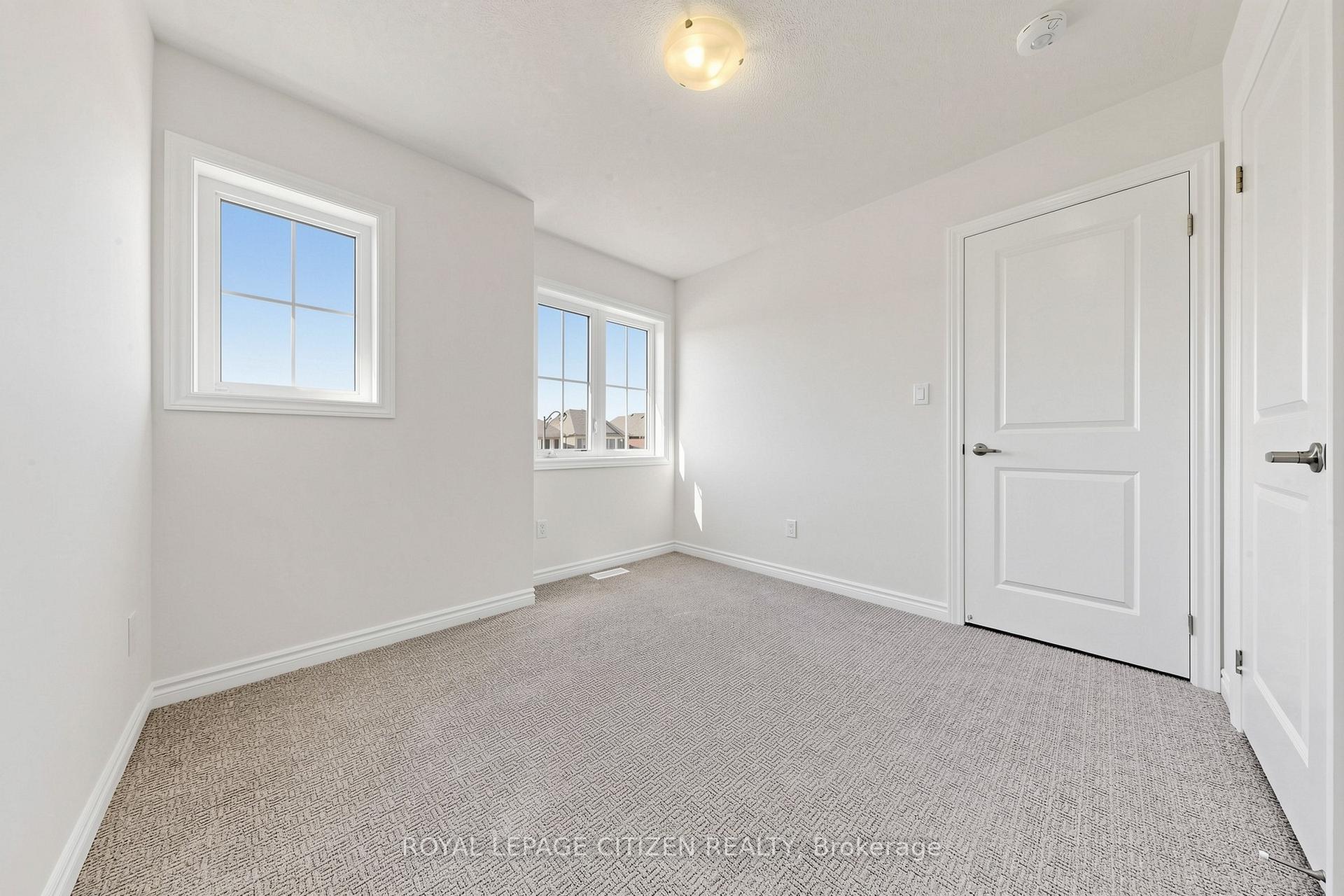 Photo 34 of 8 Fenn Crescent, New Tecumseth, Alliston — HOMEH
