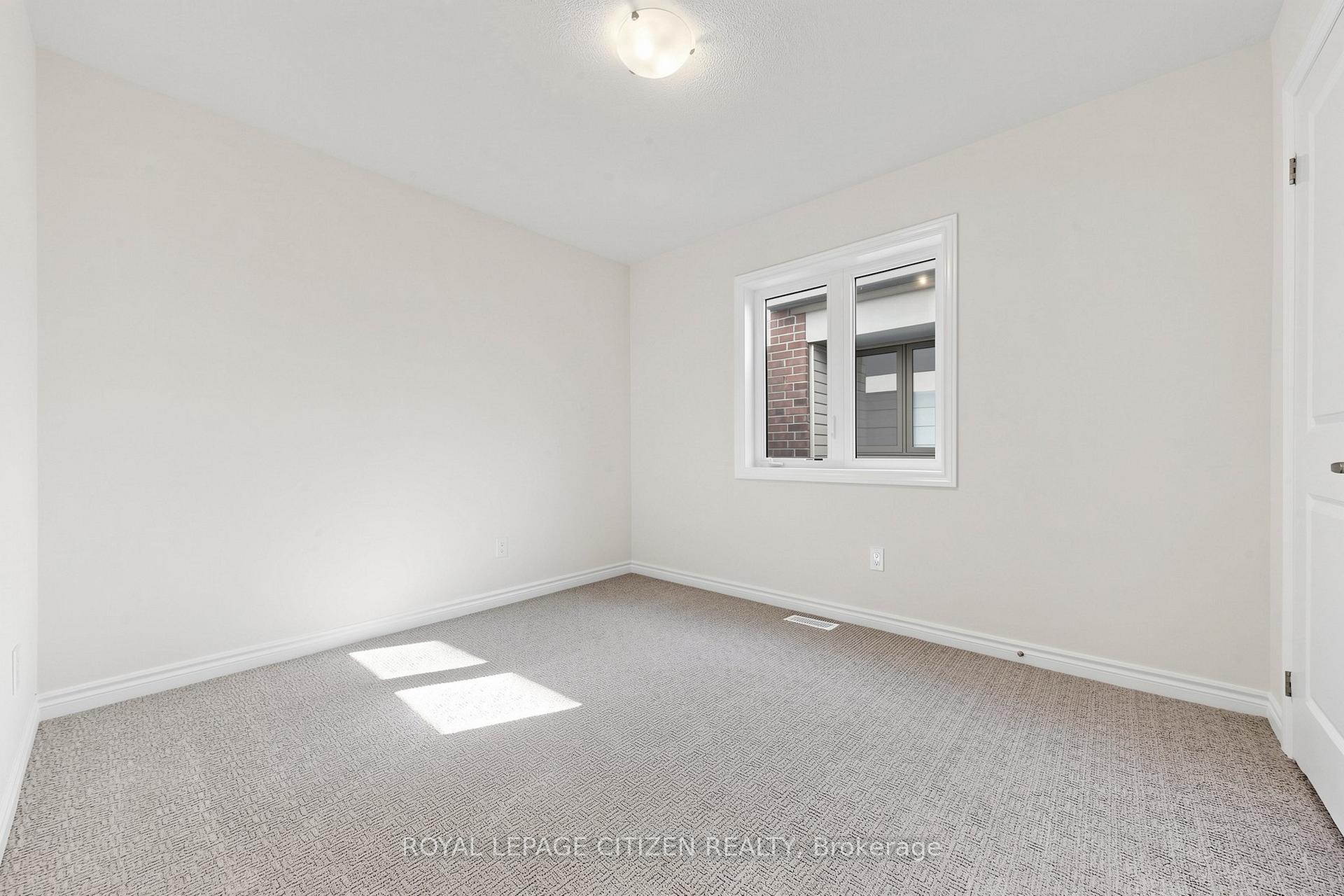 Photo 35 of 8 Fenn Crescent, New Tecumseth, Alliston — HOMEH