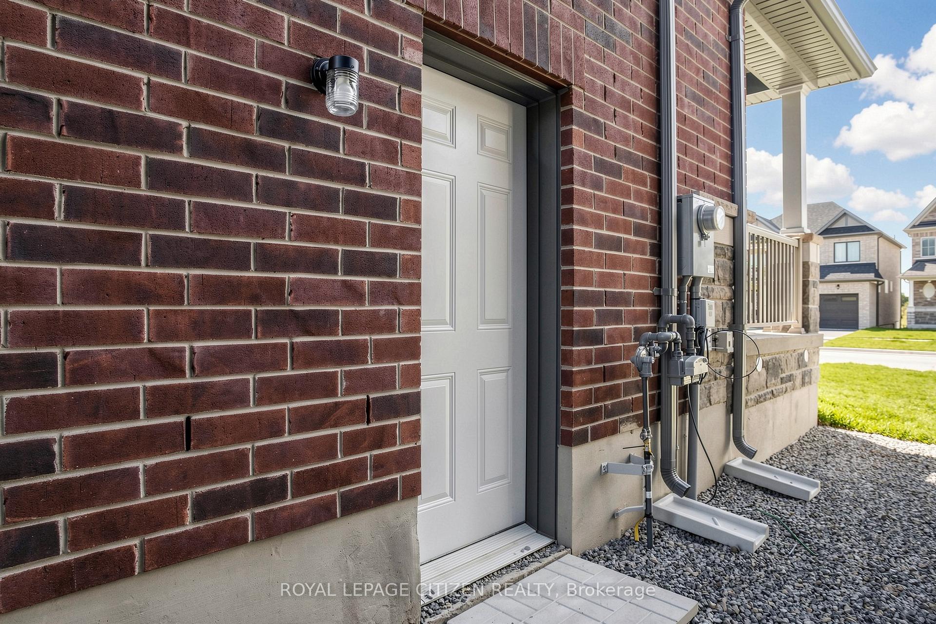 Photo 46 of 8 Fenn Crescent, New Tecumseth, Alliston — HOMEH