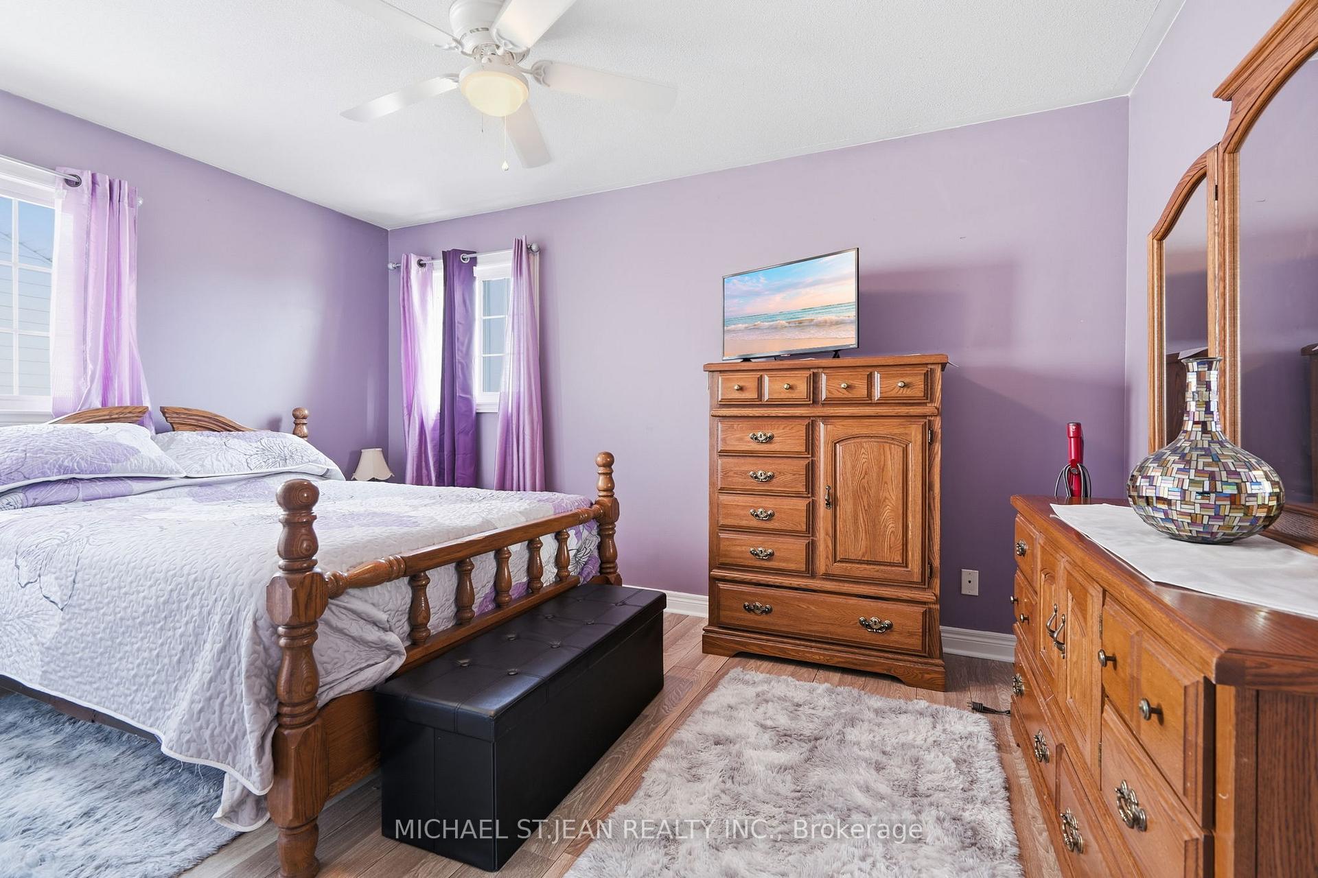 Photo 21 of 3690 Weinbrenner Road, Niagara Falls, Chippawa — HOMEH