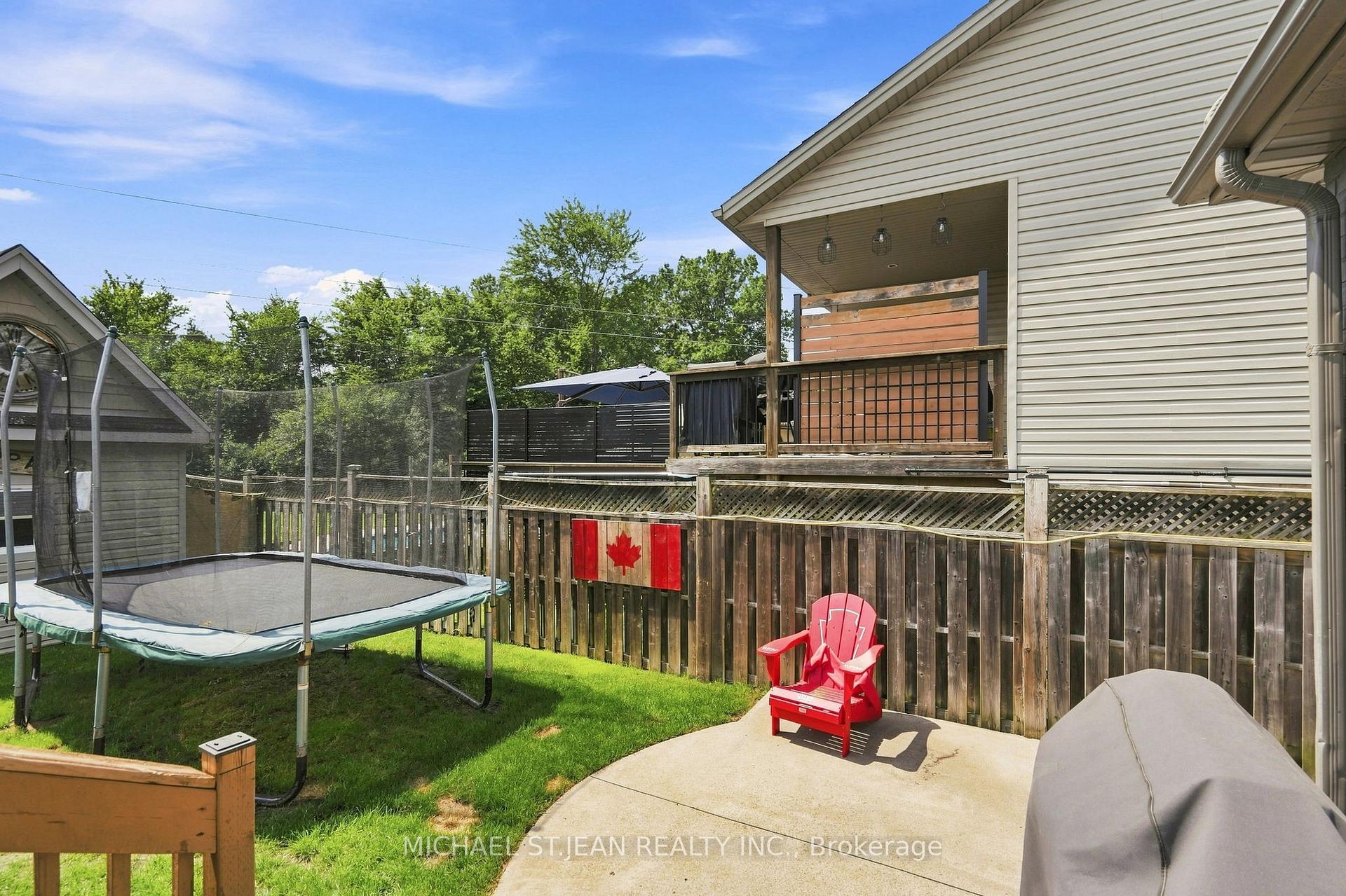 Photo 46 of 3690 Weinbrenner Road, Niagara Falls, Chippawa — HOMEH
