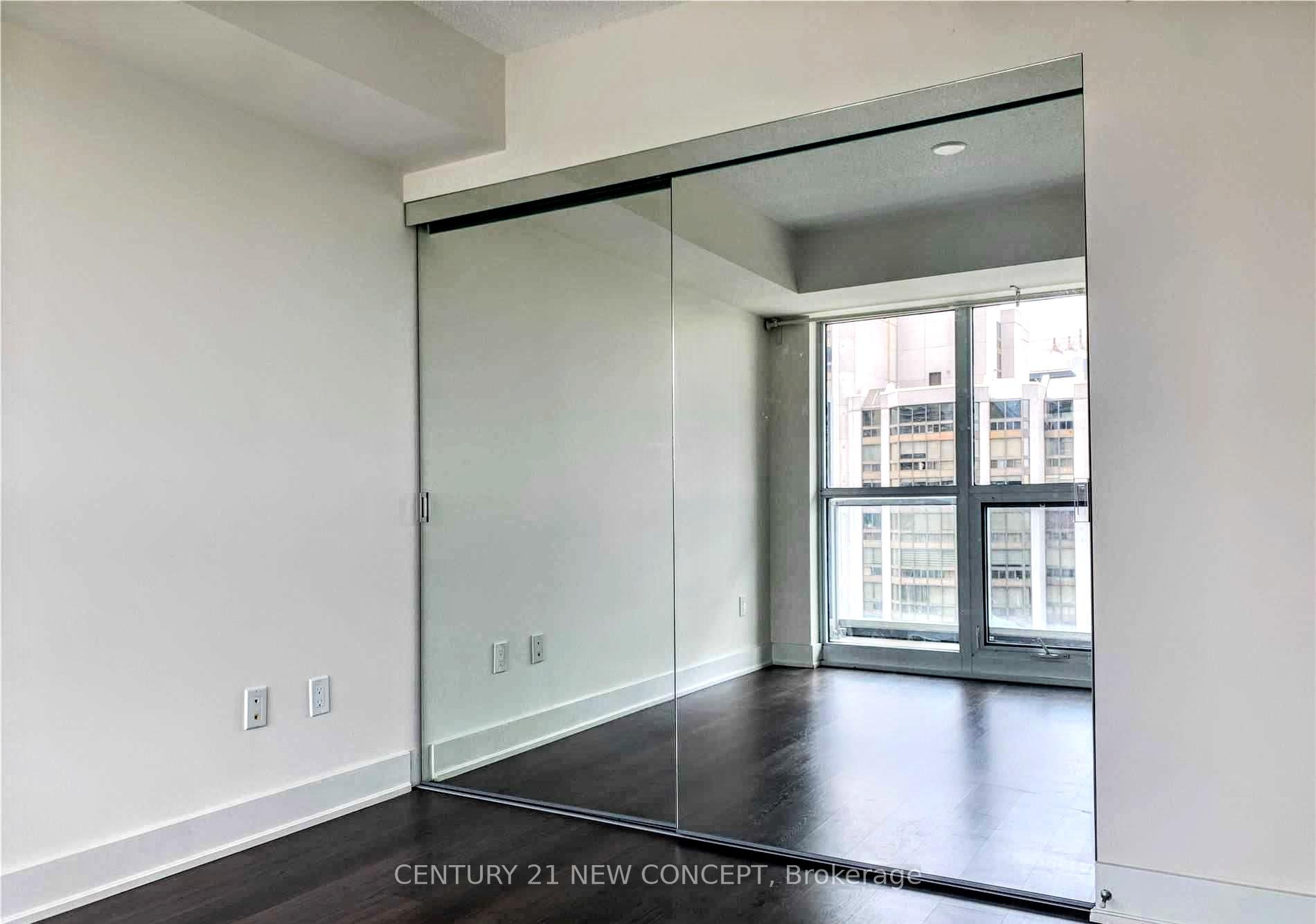 Photo 6 of Unit 1111, 88 Sheppard Avenue E, North York, Willowdale East — HOMEH