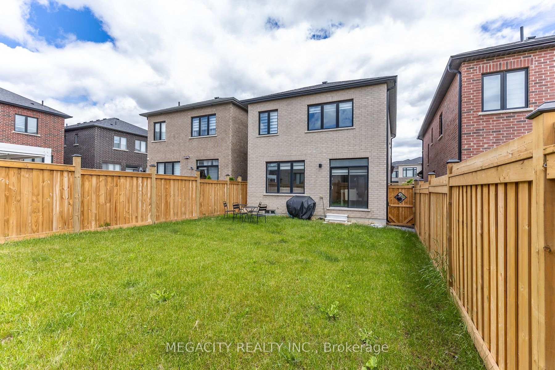 Photo 29 of 1348 Klondike Drive, Oshawa, Kedron — HOMEH