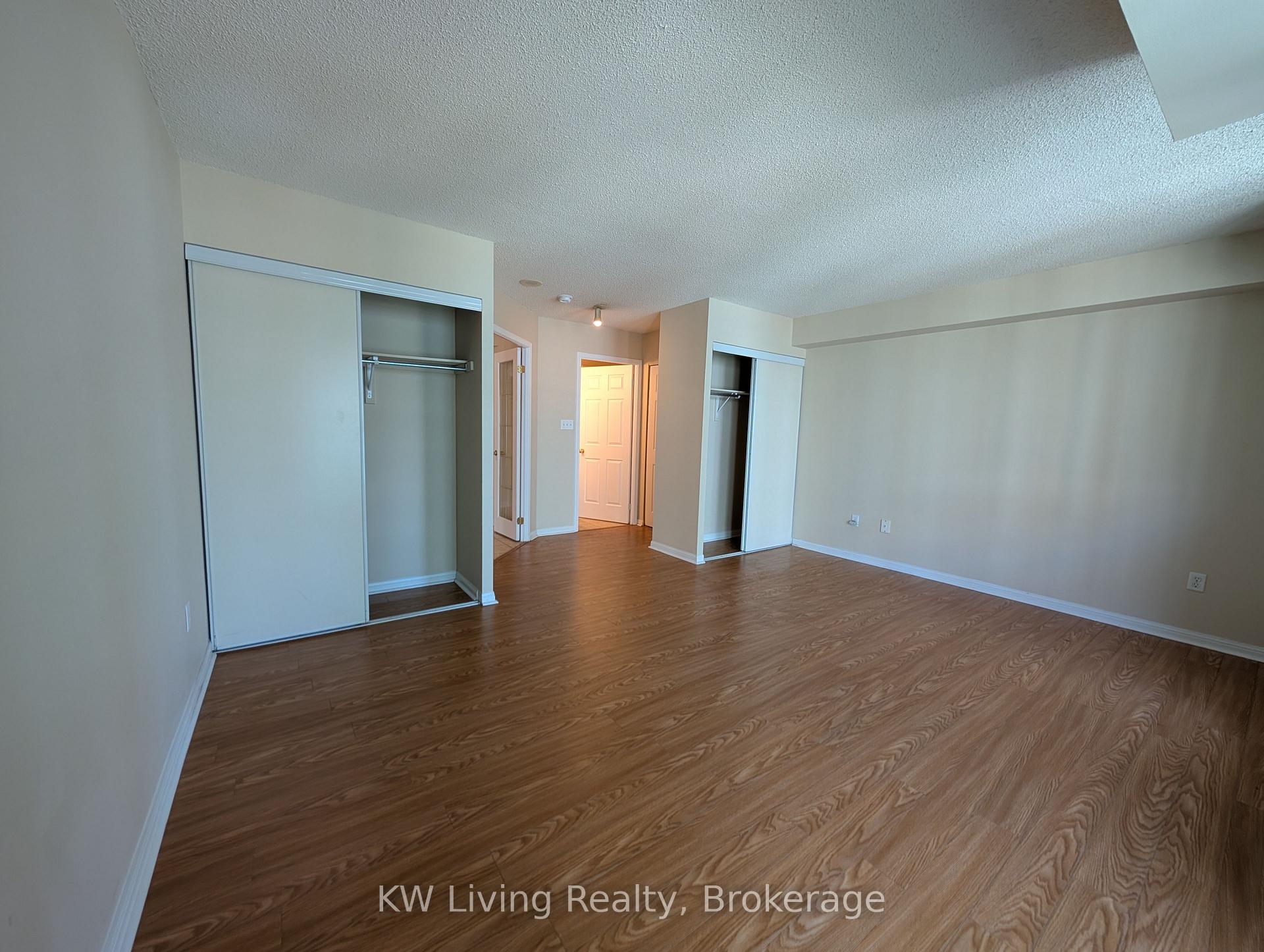 Photo 13 of Unit 1102, 23 Lorraine Drive, North York, Willowdale West — HOMEH