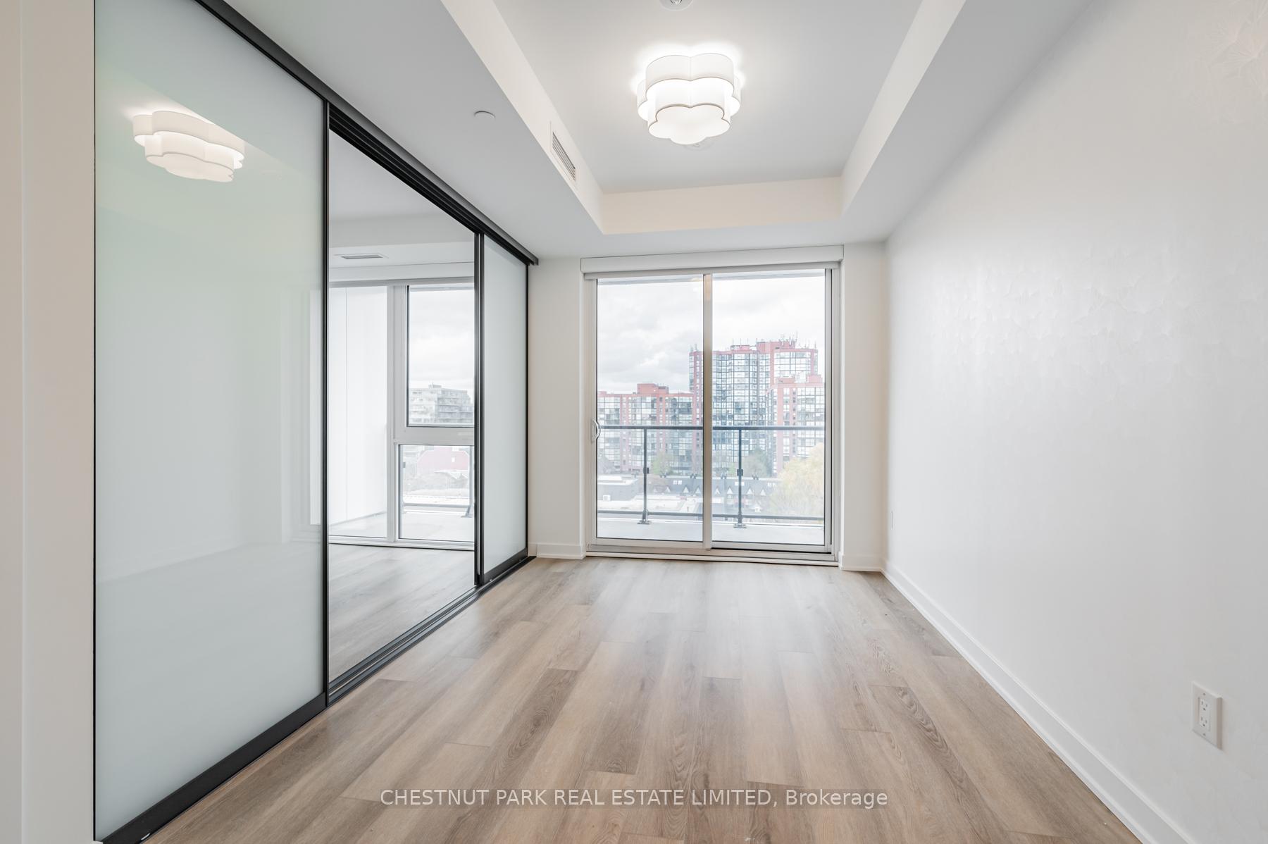 Photo 3 of Unit 915, 9 Tecumseth Street, Toronto, Niagara — HOMEH