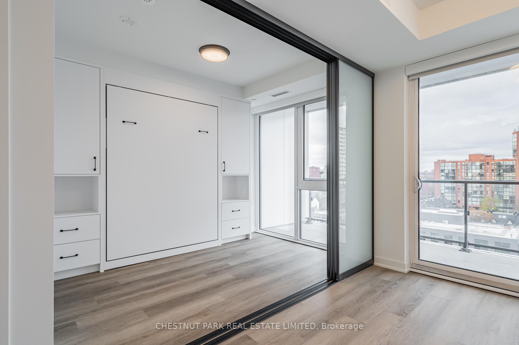 Photo 13 of Unit 915, 9 Tecumseth Street, Toronto, Niagara — HOMEH
