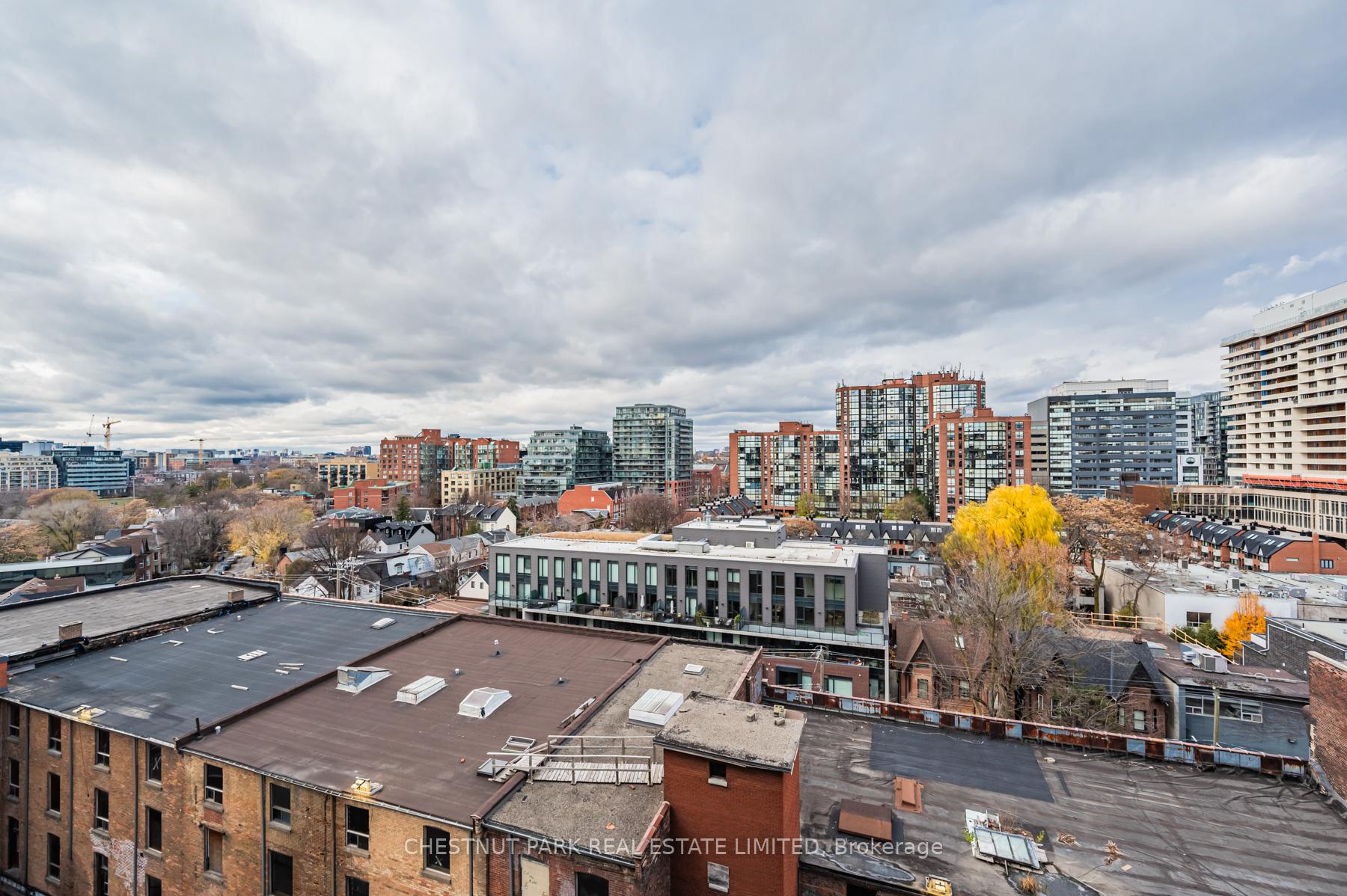 Photo 19 of Unit 915, 9 Tecumseth Street, Toronto, Niagara — HOMEH